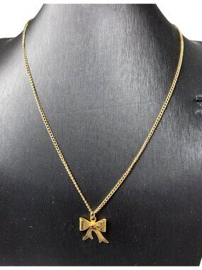 Vintage Gold Tone Chain With Bow Pendant Red Rhinestone Center Necklace